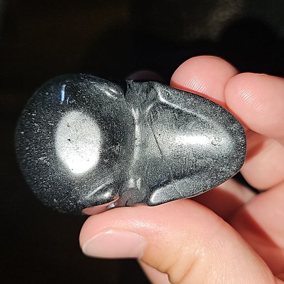 2 inch hematite skull - Picture 5 of 5